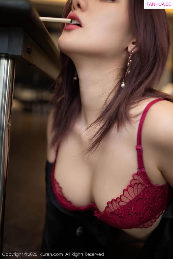 就是阿朱啊  [XiuRen]高清写真图 2020.07.10 No.2315 就是阿朱啊第33张图片